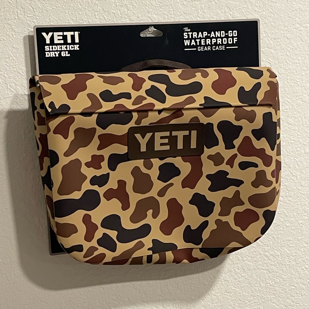 YETI  NWT, Bundle of 3, Wetlands Camo Sidekick 6L, 3L. and Rambler Colster